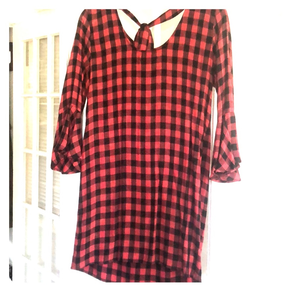 Plaid flannel shift